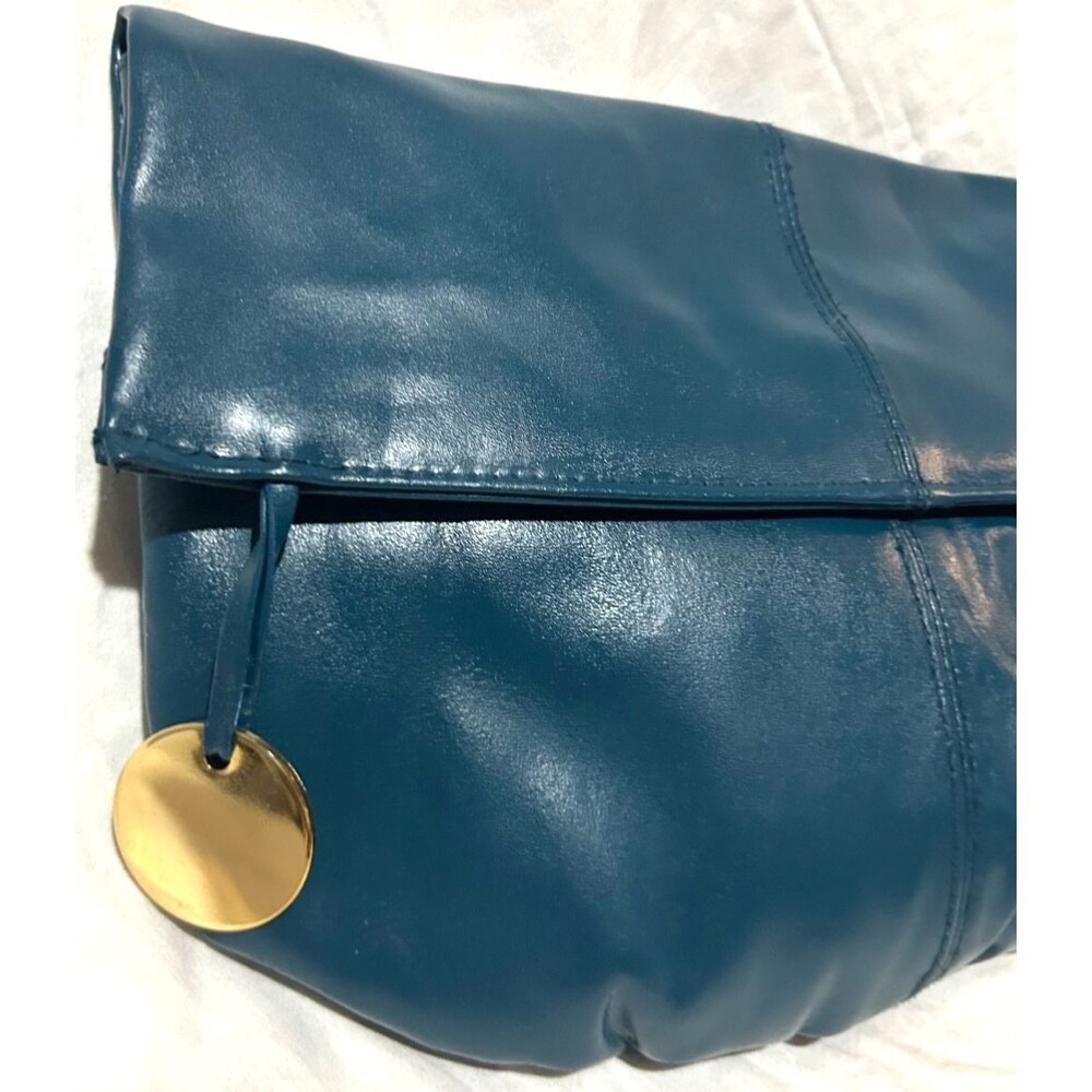Vintage Women’s Teal Pleated Leather Clutch Handbag w/Charm Old Money Evening - Picture 5 of 8